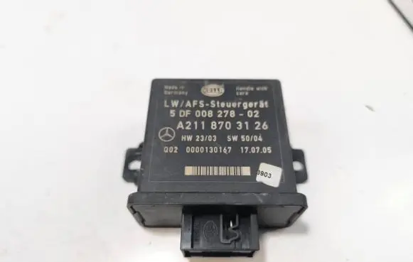 Mercedes-Benz E W211 Light module LCM A2118703126