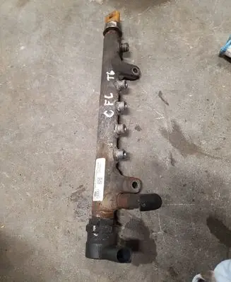 Volkswagen Transporter - Caravelle T5 Fuel main line pipe 03L130089 300000205