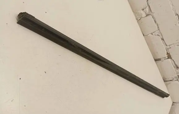 Ford Ranger Rubber seal front door window/glass 