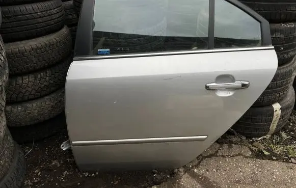 Hyundai Sonata Rear door 43R000383 E000003 DO7748M42AS2