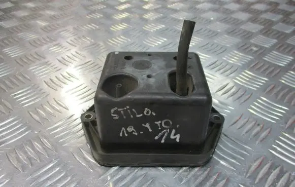 Fiat Stilo Vacuum air tank 