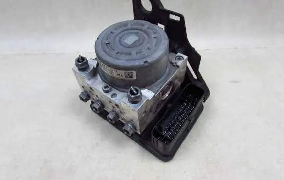 Volkswagen Golf VII ABS Pump 5Q0907379M 51628