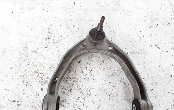 Volkswagen Touareg I Front upper control arm/wishbone 7L0407047A