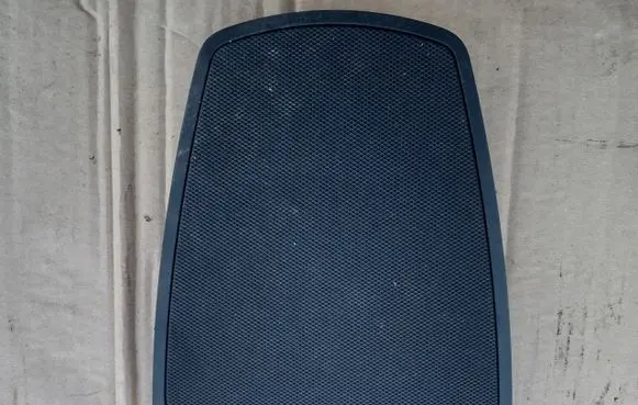 Dash center speaker trim cover