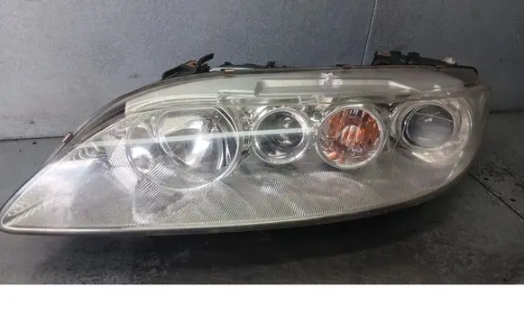 Mazda 626 Front reflector 