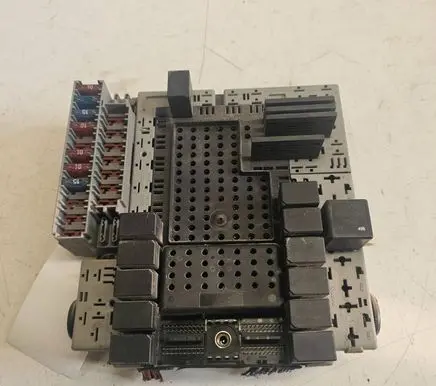 Volvo S80 Fuse box set 9494673