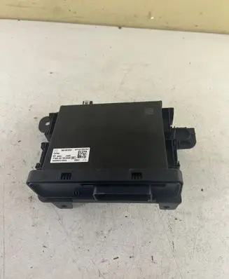 Jeep Grand Cherokee WL Gateway control module 68410619AF 68410619A 19224