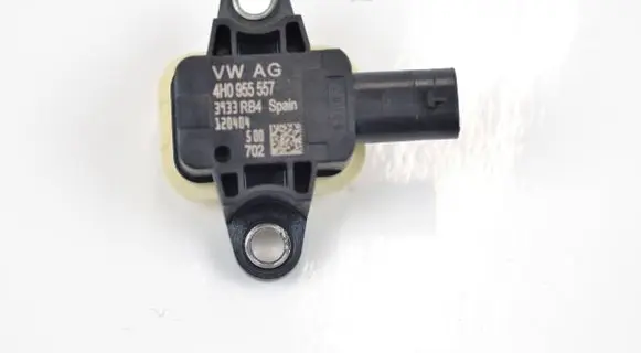 Audi A6 S6 C7 4G Airbag deployment crash/impact sensor 4H0955557 3933RB4