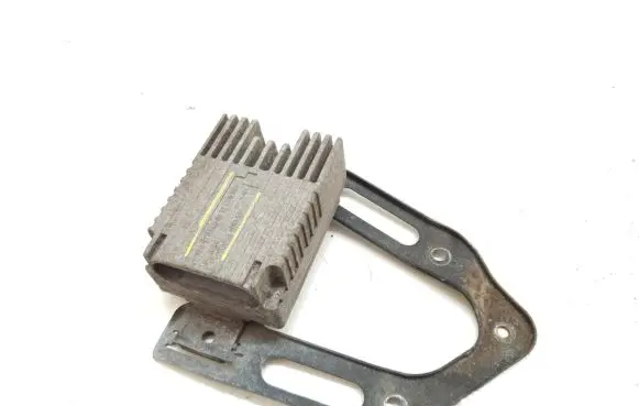 Mercedes-Benz A W168 Coolant fan relay A0275458032