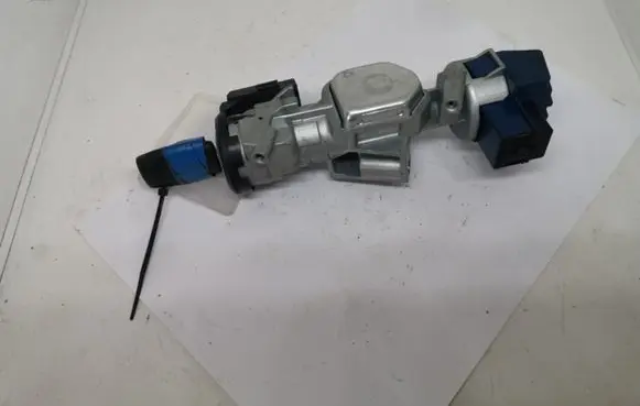 Ford Focus Ignition lock 3M513F880AC