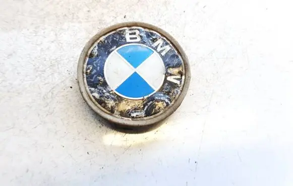 BMW 5 E39 Original wheel cap 6768640