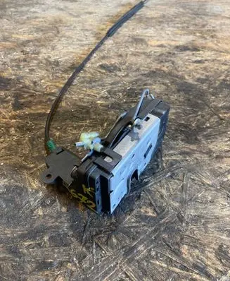 Front door lock