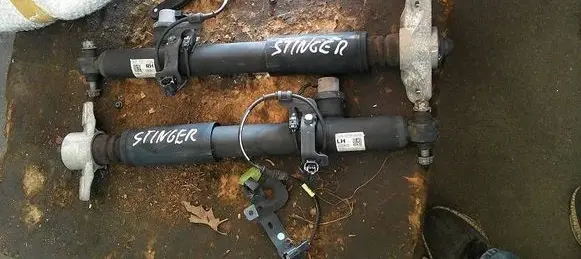 KIA Stinger Shock absorber/damper/air suspension 55300J5250