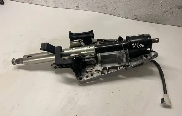 Mercedes-Benz C W204 Steering wheel axle A2044600216
