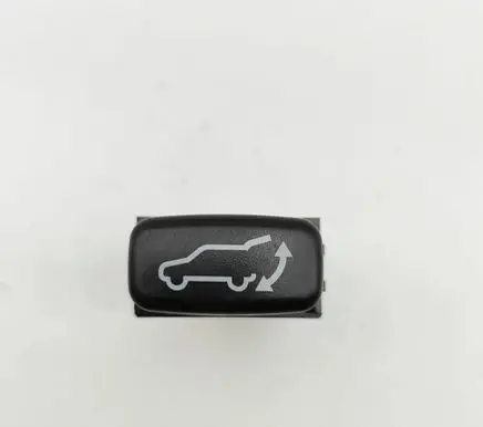 Mitsubishi Outlander Tailgate/boot open switch button MN170754