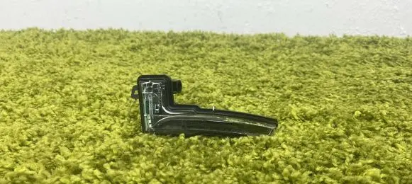 Renault Captur Mirror indicator light 12853440