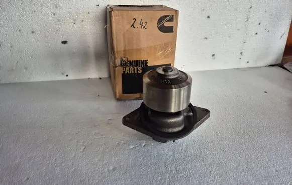 Dodge RAM 3500 DR Water pump 68414058AB