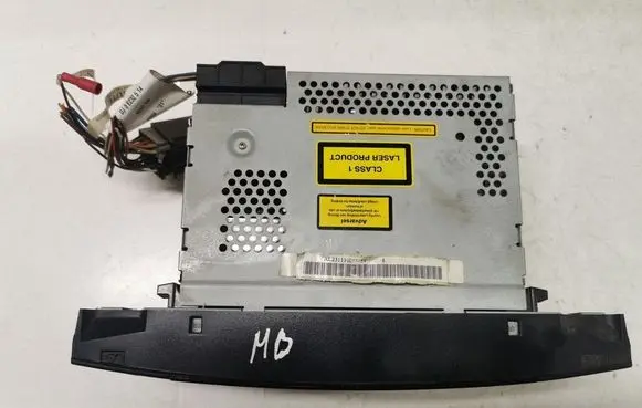 Mercedes-Benz E W211 Radio/CD/DVD/GPS head unit A2118209889
