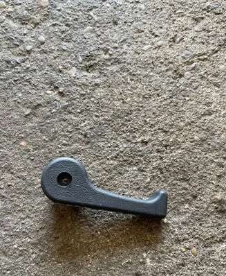 KIA Ceed Engine bonnet (hood) release handle