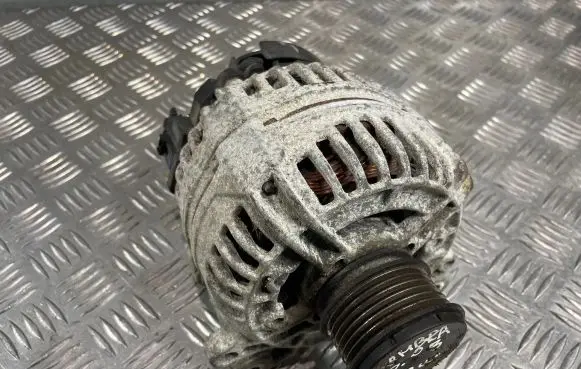 Seat Alhambra (Mk1) Generator/alternator 028903028E 0124515010
