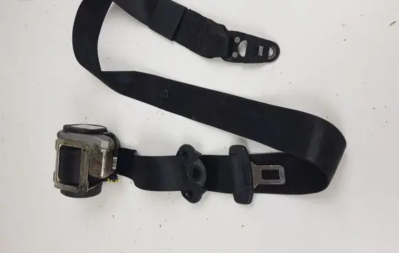 Audi A4 S4 B6 8E 8H Front seatbelt 560788701