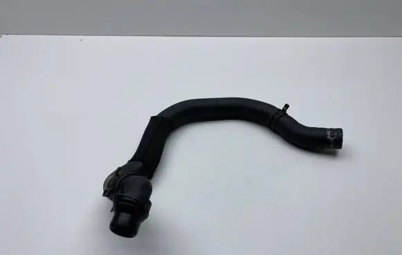 Mercedes-Benz C W204 Engine coolant pipe/hose 2048305596