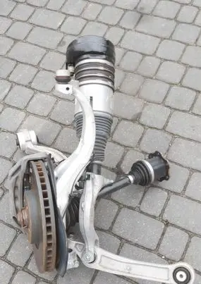 Audi Q5 SQ5 Front wheel hub spindle knuckle 50TDI