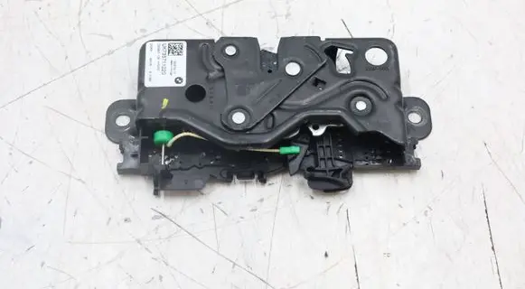 BMW X4 G02 Tailgate lock latch 7357112MWGK120626 7357112