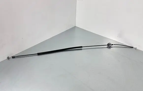 Skoda Octavia Mk3 (5E) Engine bonnet/hood lock release cable 5E0823535B