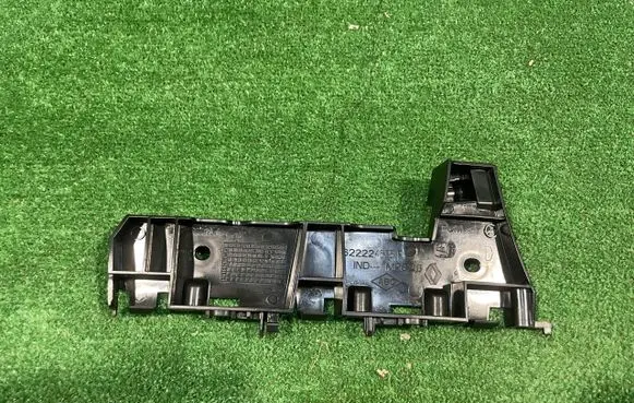 Dacia Lodgy Front bumper mounting bracket 622224875R