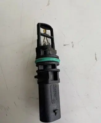 Dodge RAM 1500 DS Intake air temperature sensor 05149182