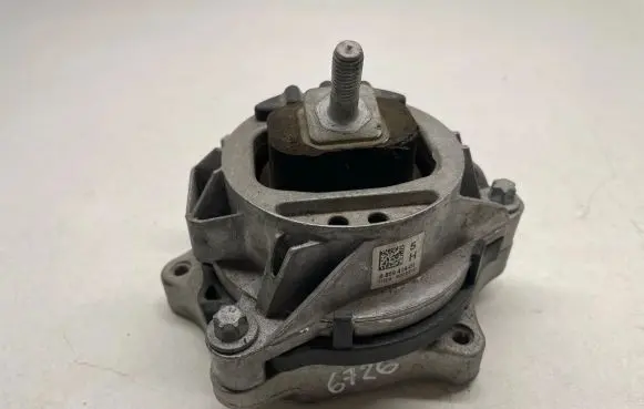 BMW 4 F36 Gran coupe Engine mount bracket 6859414 22116859414