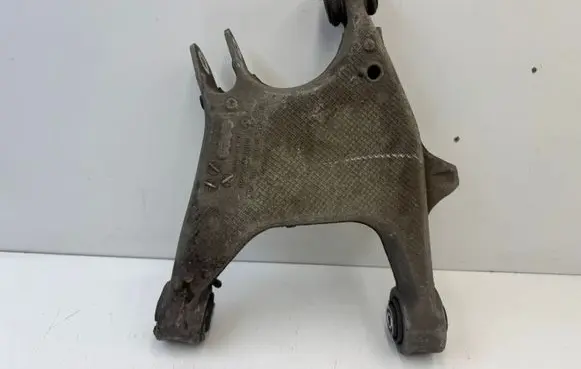 Rear upper control arm/wishbone