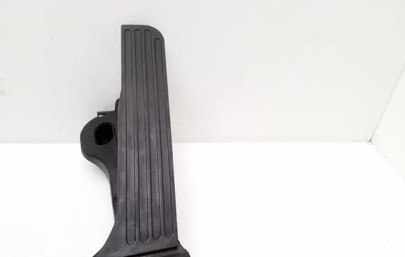 Volkswagen PASSAT B6 Accelerator throttle pedal 1K1721503L