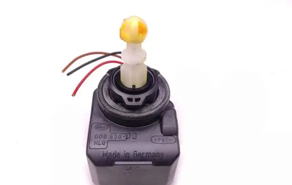 Mercedes-Benz Sprinter W906 Headlight level adjustment motor 00883000