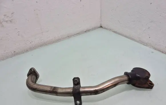 Mitsubishi Pajero EGR valve line/pipe/hose 