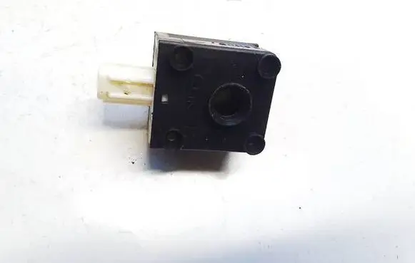 Sensor