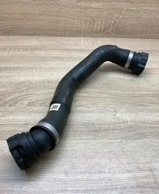 BMW 5 G30 G31 G38 Engine coolant pipe/hose 8572911 154117 148378