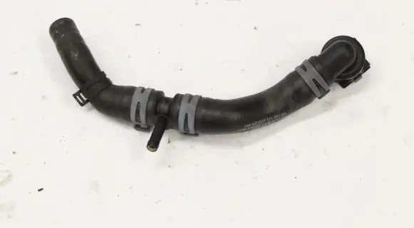 Volkswagen PASSAT B8 Engine coolant pipe/hose 5Q0121064BR