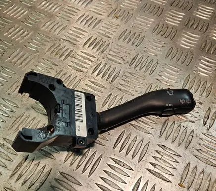 Volkswagen Golf V Wiper speed switch 4B0953503H