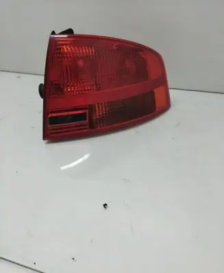 Audi A4 S4 B7 8E 8H Rear/tail lights R965070