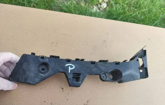 Mazda 3 II Rear bumper mounting bracket BCW8502H1 K4150