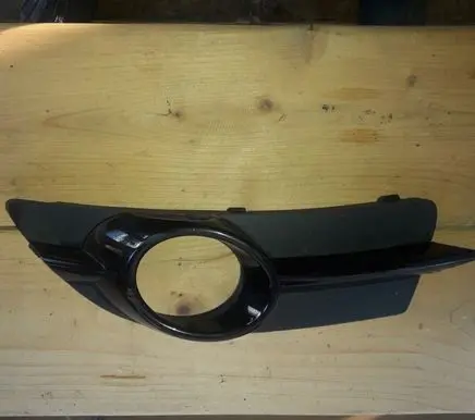 Volkswagen Eos Front fog light trim/grill 1Q0853666B