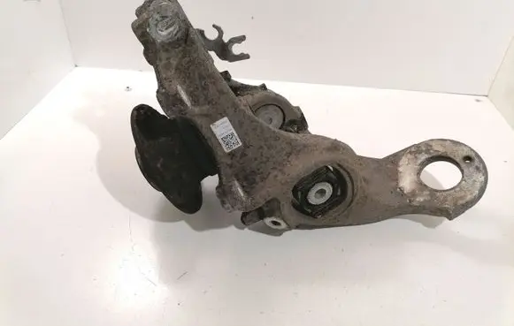Audi A4 S4 B8 8K Rear wheel hub