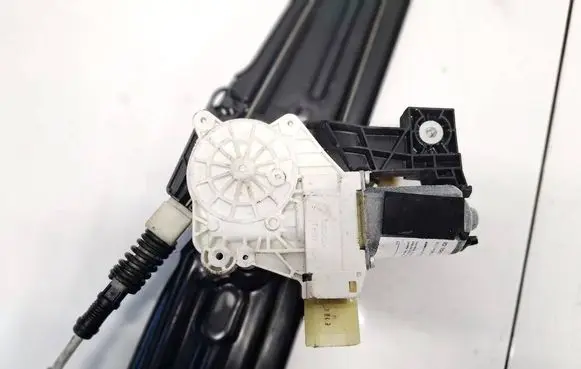 BMW 5 F10 F11 Rear door window regulator motor 942889100