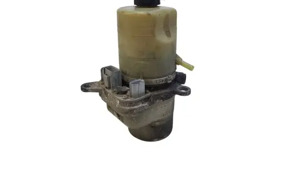 Ford Focus Power steering pump 4M513K514BF