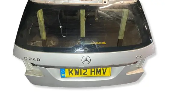 Mercedes-Benz E W212 Tailgate/trunk/boot lid A2127400010