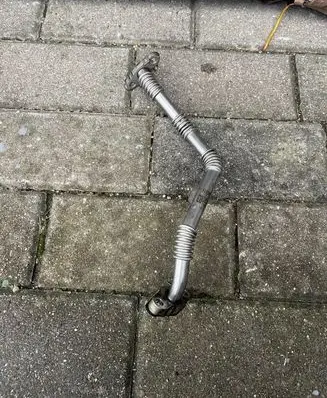 Opel Insignia B Turbo turbocharger oiling pipe/hose