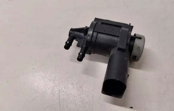 Skoda Superb B6 (3T) Turbo solenoid valve 1K0906283A