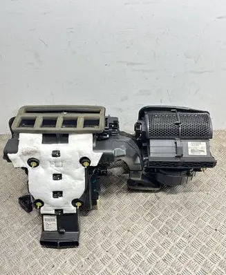 Jeep Grand Cherokee Interior heater climate box assembly T637300 P55111649AI TPYY50741C0237
